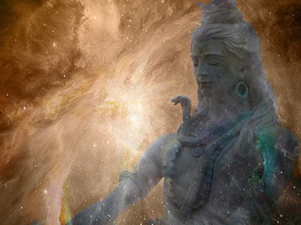 चल रहा हूं धूप में तो महाकाल तेरी छाया है