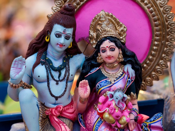 भक्ति में है शक्ति बंधु