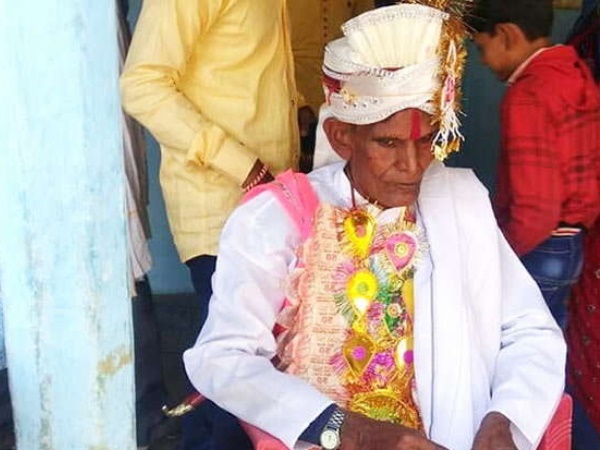 83 की उम्र में घोड़ी चढ़ा दूल्हा
