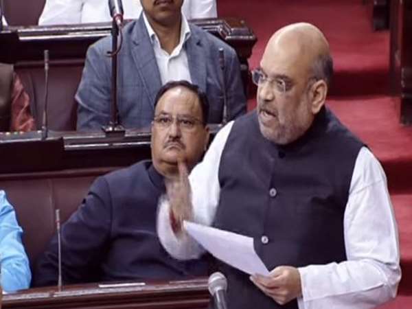 आज हर परिवार के पास बैंक खाता