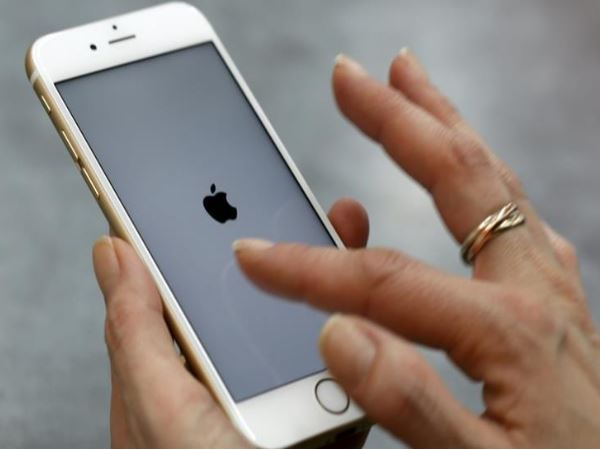 चीनी नागरिक US में नकली iPhone और iPad बेचने के आरोप मे दोषी चीनी नागरिक US में नकली iPhone और iPad बेचने के आरोप मे दोषी