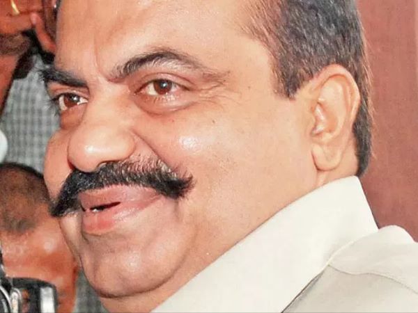 पूजा ने तोड़ा था अतीक अहमद का तिलिस्म