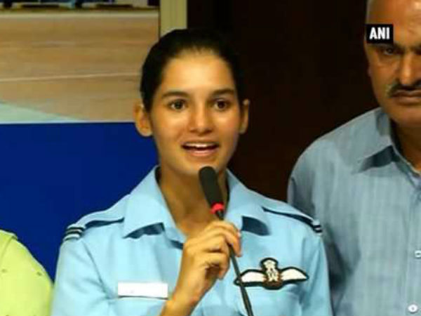 टेबल टेनिस और चेस खेलना पसंद 