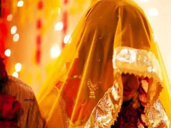 प्रेमी पर चाकू से हमला कर दिया