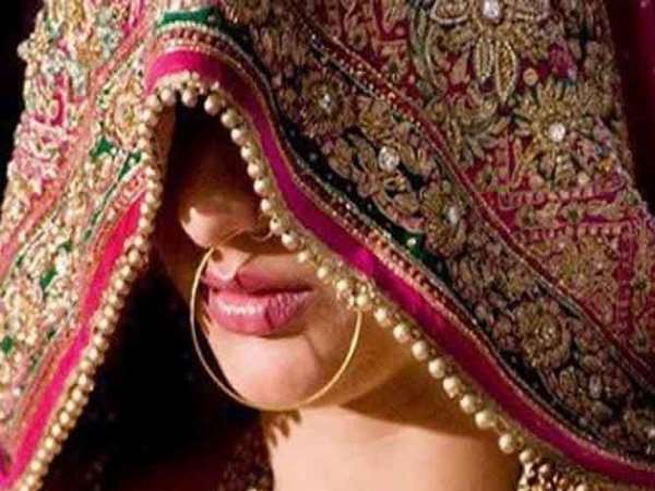 बहू को डंडा मारकर कर दिया घायल