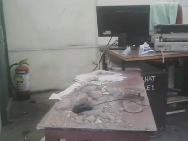 Jammu Kashmir: Unidentified persons attempted robbery bank in Doda Ghat