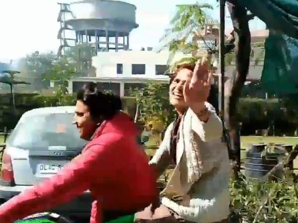 'यूपी में ये सब, बजरंग दल का डर नहीं'