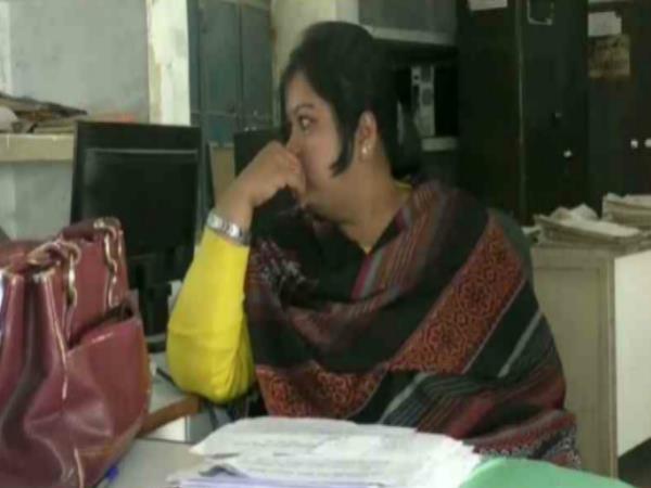 बहुत पेंच है केस में बहुत पेंच है केस में