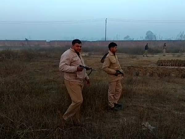 four wanted criminal arrested in hapur