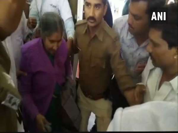 राजस्थान: सड़क हादसे में प्रधानमंत्री नरेंद्र मोदी की पत्नी जशोदाबेन घायल, एक रिश्तेदार की मौत