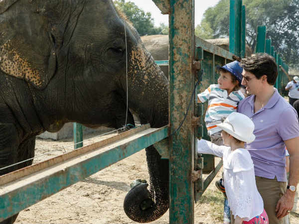 खालिस्तानी आतंकियों का बहिष्कार करें ट्रड्यू खालिस्तानी आतंकियों का बहिष्कार करें ट्रड्यू