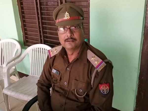 A girl went to police station after love on fb in Kannauj
