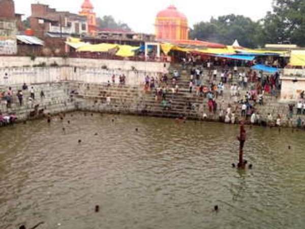 मकरी कुंड तालाब जहां नहाने से दूर होते हैं पाप