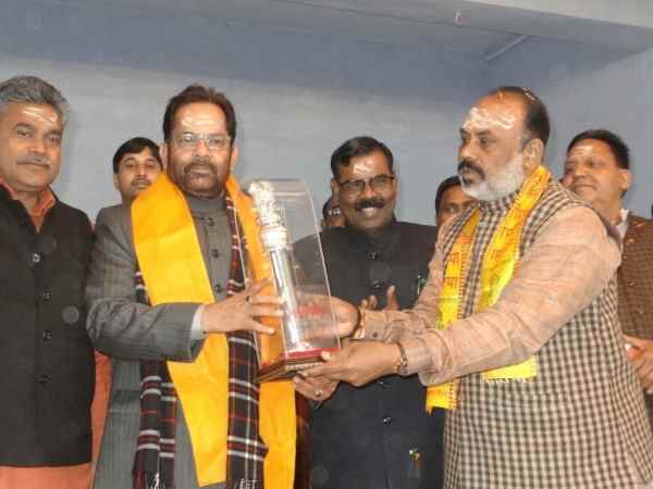 नवाब हामिद अली खां ने बनवाया था मंदिर