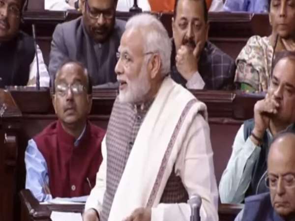 जमीन से कट जाना बड़ा स्वाभाविक है