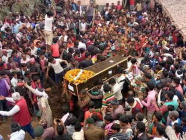 शहीद का पार्थिव शरीर पहुंचा पैतृक गांव 