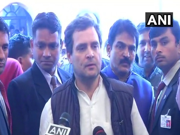 राहुल गांधी ने कहा राफेल डील में कुछ न कुछ गलत हुआ है