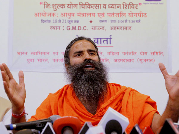 भाजपा की सरकार बनने के बाद बढ़ा रामदेव का करोबार भाजपा की सरकार बनने के बाद बढ़ा रामदेव का करोबार