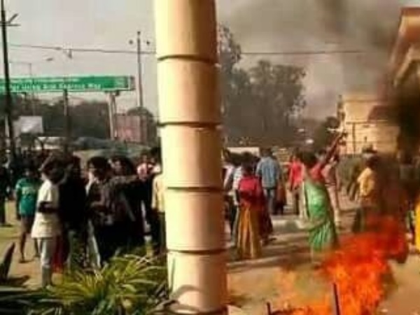 पुुलिस ने चोरी के केस में हिरासत में लिया था पुुलिस ने चोरी के केस में हिरासत में लिया था