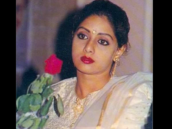 खुशी, जाह्नवी और बोनी कपूर का नाम