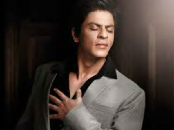  रोबोट सोफिया भी फिदा शाहरुख खान पर 