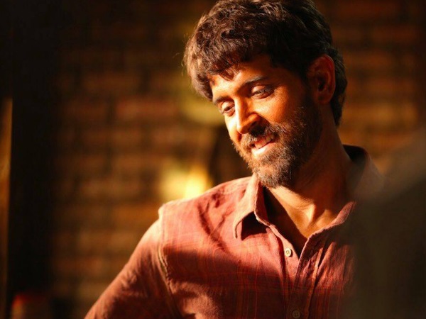 लुक को लेकर आनंद कुमार ने लिखी फेसबुक पोस्ट