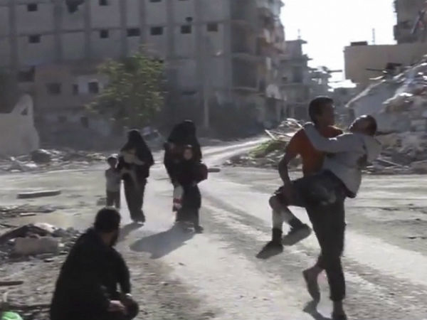 कितनी मौतें और कितनों ने छोड़ा घर कितनी मौतें और कितनों ने छोड़ा घर