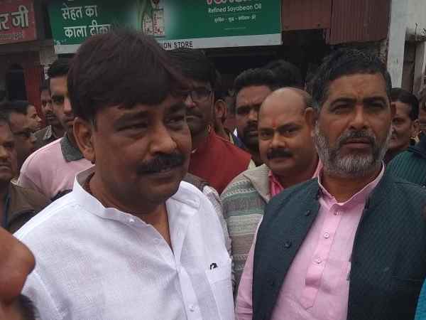 Three killed when three vehicles collided in Unnao