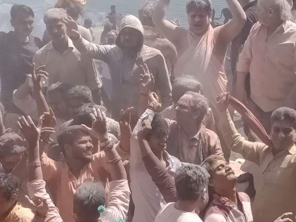 होली की अनूठी परंपरा