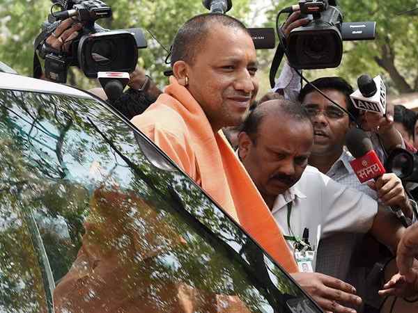 1 मार्च को होलिका दहन और 2 मार्च को होली की वजह से सरकार ने पहले दिया तोहफा 1 मार्च को होलिका दहन और 2 मार्च को होली की वजह से सरकार ने पहले दिया तोहफा