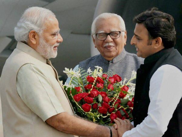 मोदी विरोध के केन्द्र बनकर उभरे अखिलेश यादव