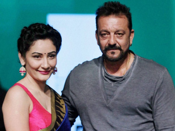 संजय दत्त ने धनराशि लेने से किया इनकार