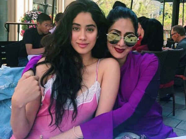 आज जाहन्वी कपूर का 21वां जन्मदिन है