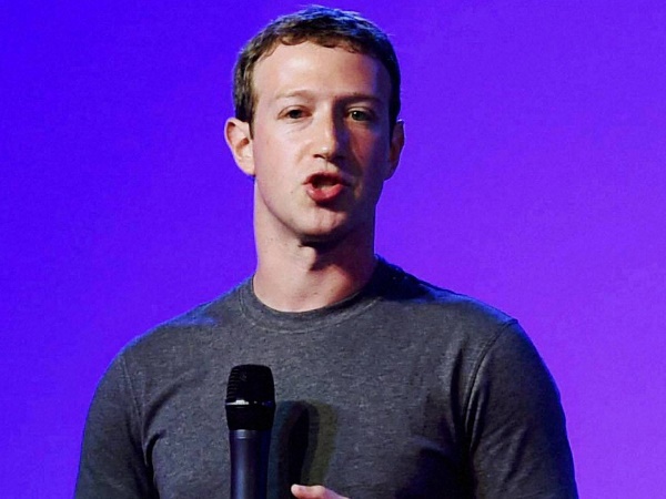 अमेरिका में कई सीईओ नहीं लेते अपनी सैलरी