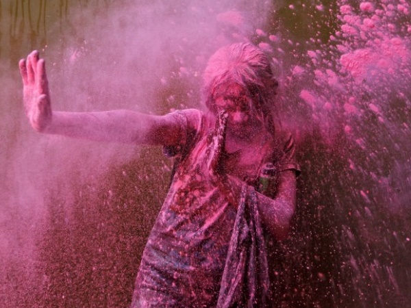 अभी तक केवल लड़कियों को ही समझा रहे हैं हम