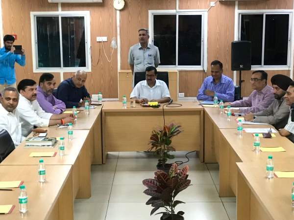 संसद में उठाएंगे सीलिंग का मुद्दा संसद में उठाएंगे सीलिंग का मुद्दा