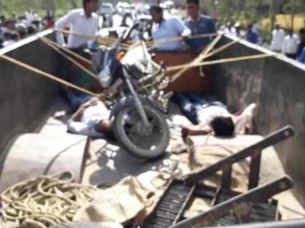 आक्रोशित परिजनों ने लगा दिया जाम