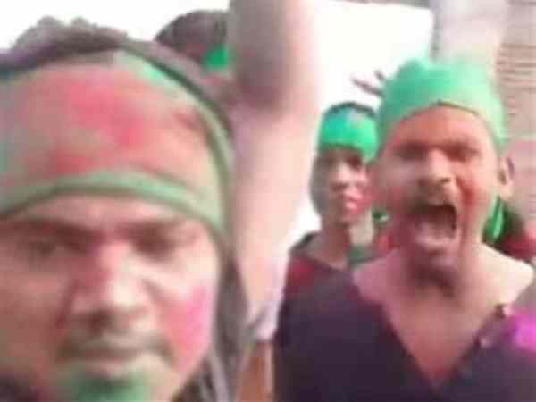 ऑनलाइन जारी हुए था वीडियो