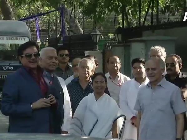 ममता से की मुलाकात ममता से की मुलाकात