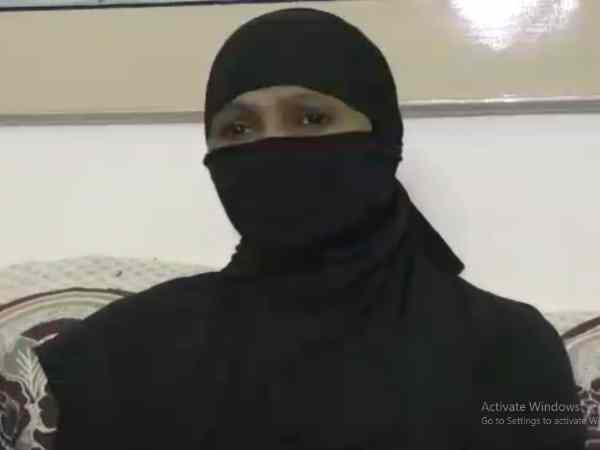 फातिमा ने मांगी मदद