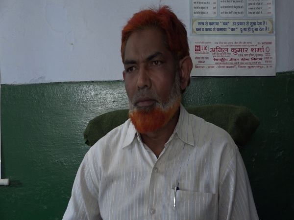 अधिकारी के आदेश के आगे लाचार दिखे प्रिंसिपल