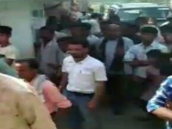 दलित समुदाय में रोष 