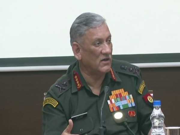 चीन के उभार के चलते देशों की निगाह भारत की ओर चीन के उभार के चलते देशों की निगाह भारत की ओर