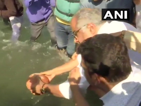 श्रीदेवी हरिद्वार जाना चाहती थीं श्रीदेवी हरिद्वार जाना चाहती थीं