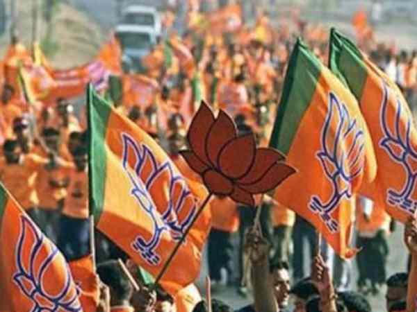 वादे पूरे नहीं होने पर उठाना पड़ा खामियाजा