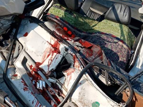 Five killed in accident when van hit a truck on NH in Chitrakoot