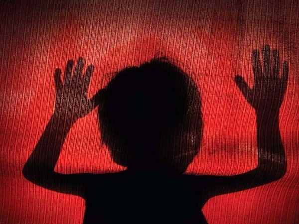 अकॉउंट से गायब हुए 10 लाख रुपये