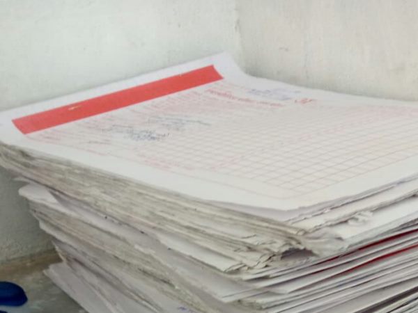  बहुत गरीब हूं, कृपया पास कर दें