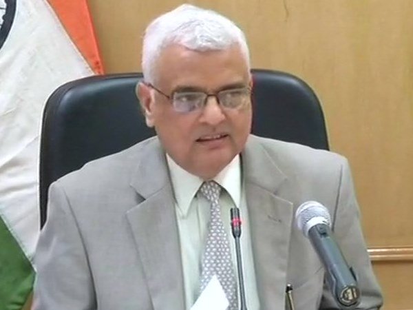 अमित मालविय ने तुरंत ही अपना ट्वीट डिलीट कर दिया अमित मालविय ने तुरंत ही अपना ट्वीट डिलीट कर दिया