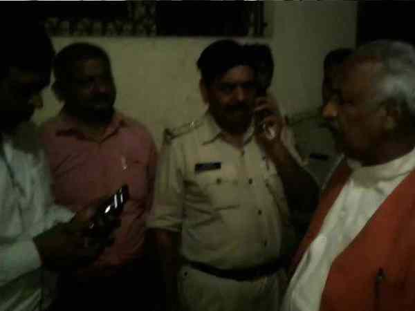 मेरठ से बुलाये अधिकारी